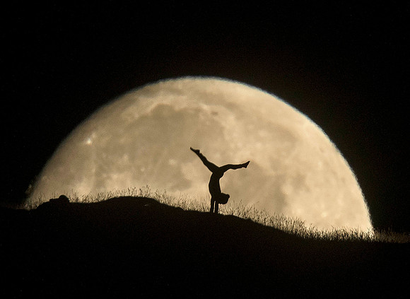 Moon silhouette 1
