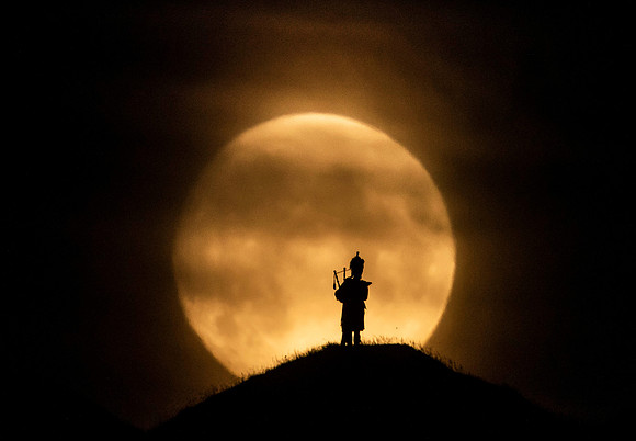 Moon silhouette 4