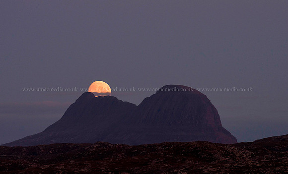 Suilven - moon rise 4